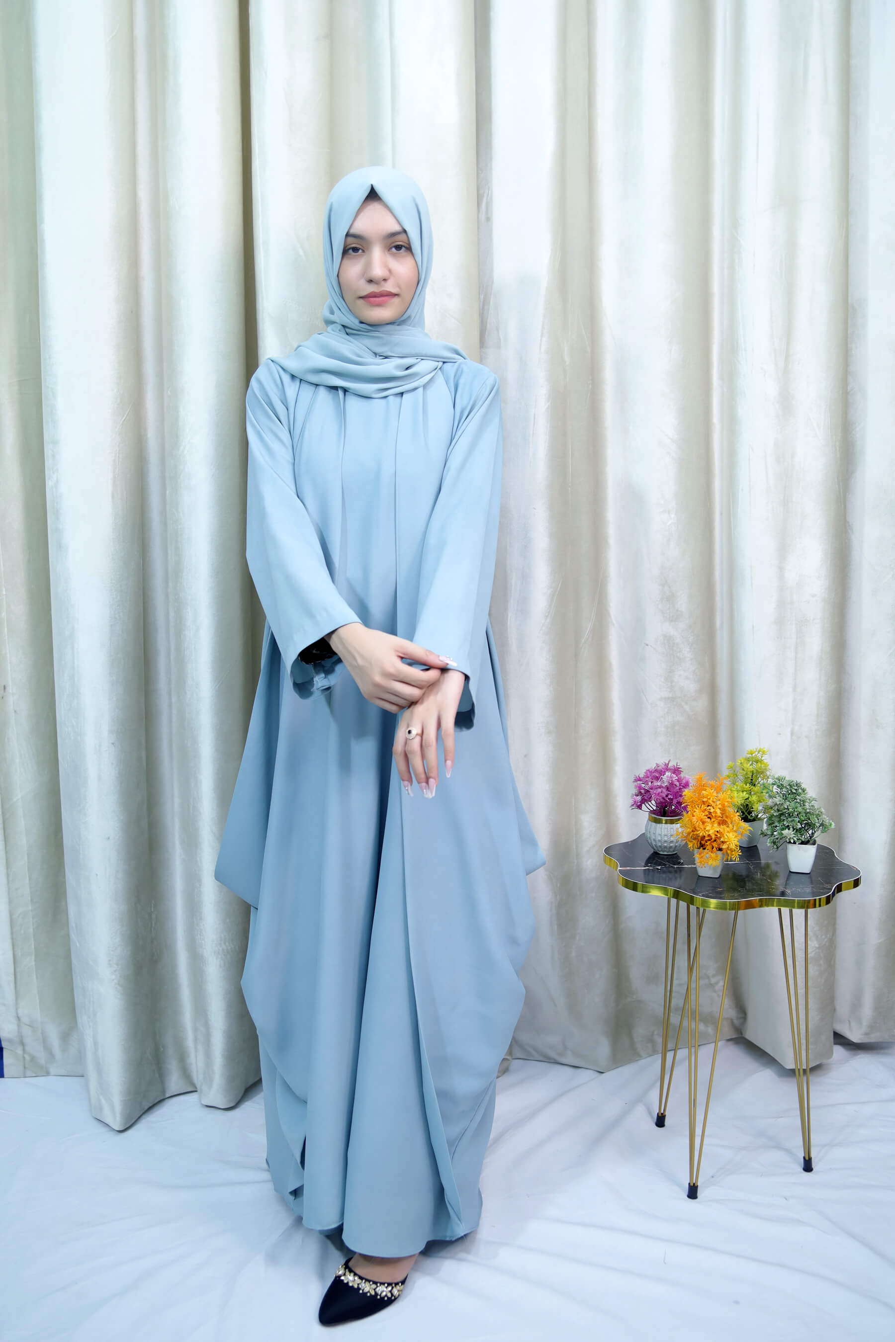 Mai - Luxury Batwing Abaya for Modern Women – Modest UK Fashion