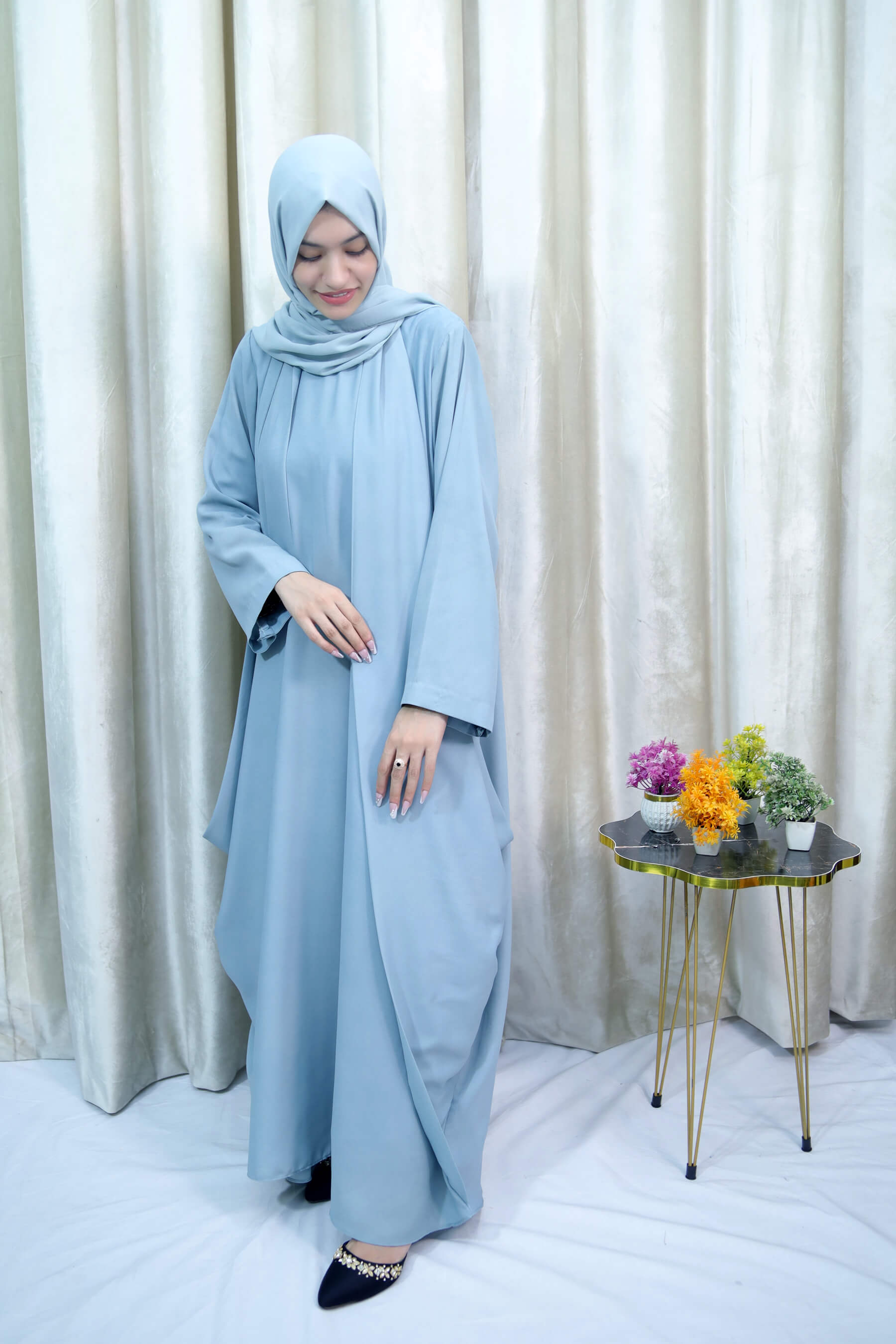Mai - Luxury Batwing Abaya for Modern Women – Modest UK Fashion