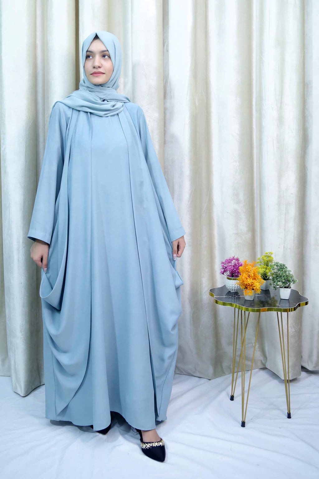 Elegant Light Blue Batwing Abaya for Women – Modest and Stylish UK Fashion