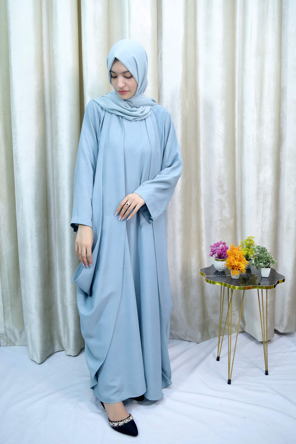 Elegant Light Blue Batwing Abaya for Women – Modest and Stylish UK Fashion