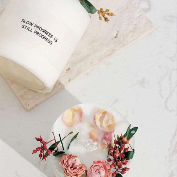 Smoke Free Scented Luxury Flower Soy Wax Candle The perfect gift for all occasions. Multiple candle designs