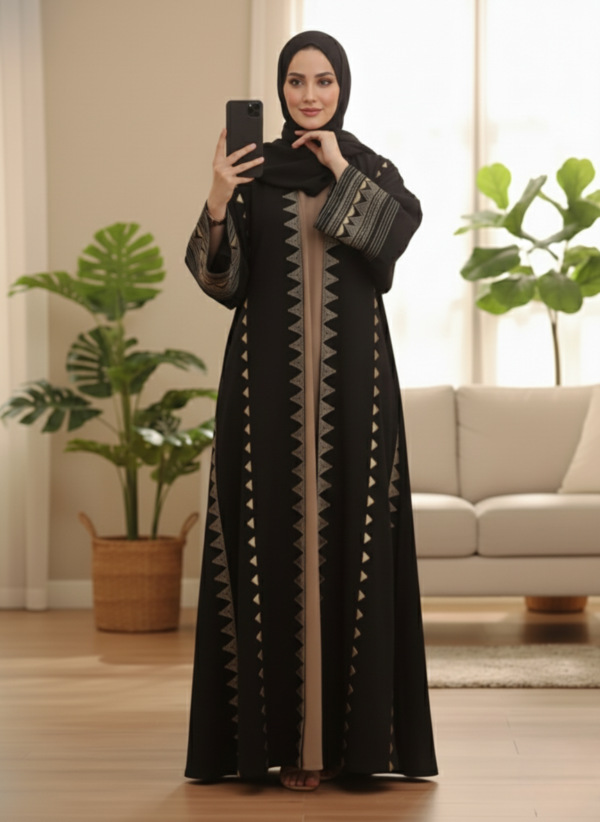Elegant Black Open Abaya for modern Muslim Women in the UK
