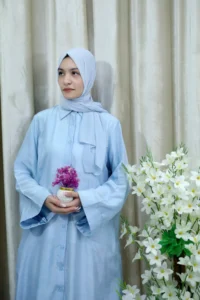 Shehnaz - Light Blue Button-Down Abaya with Pockets – Everyday Elegance
